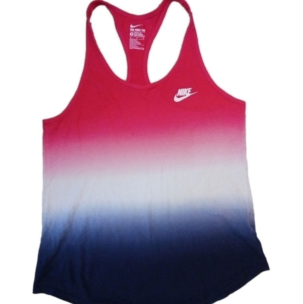 THE NIKE TEE TANK